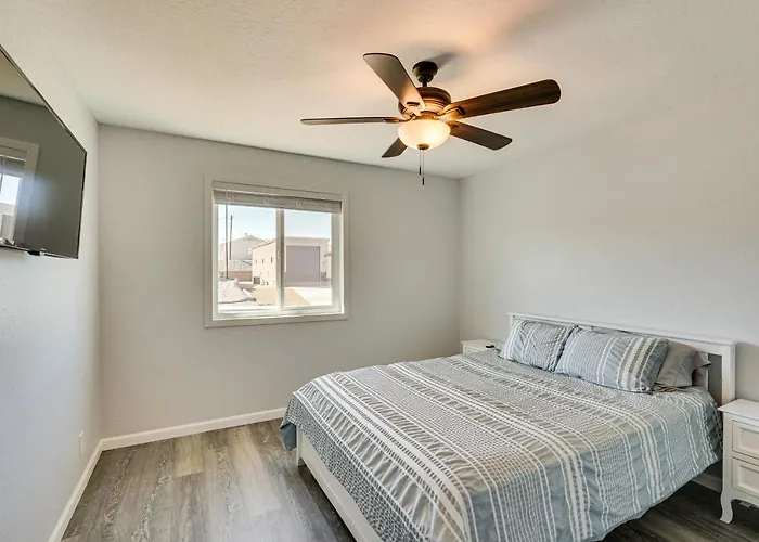2 Mi To Havasu With Patio! * Lake Havasu City
